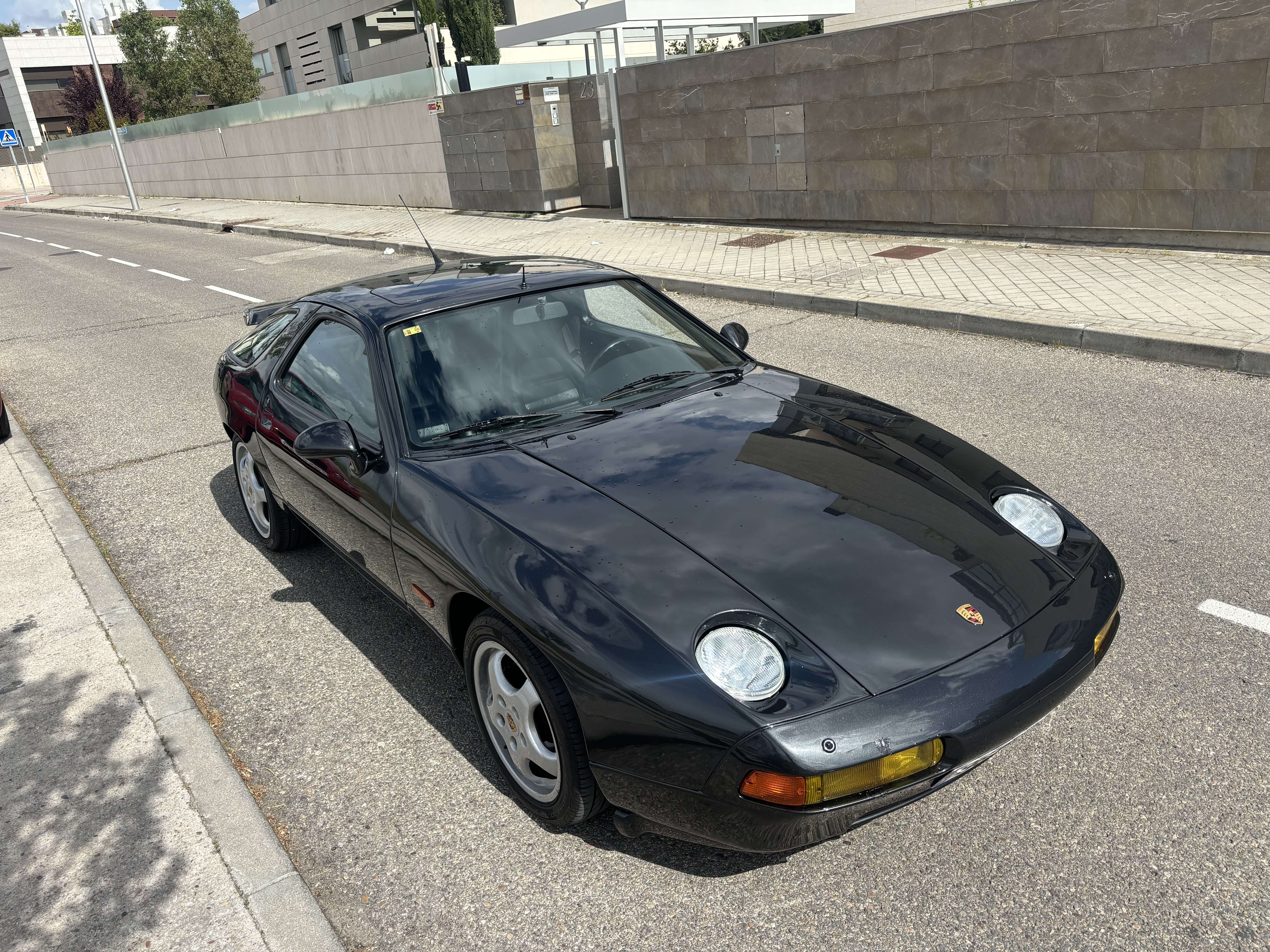 Porsche 928 5.0 S4 GT - foto 1
