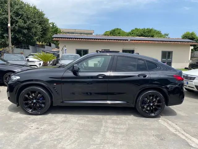 BMW X4 view 6
