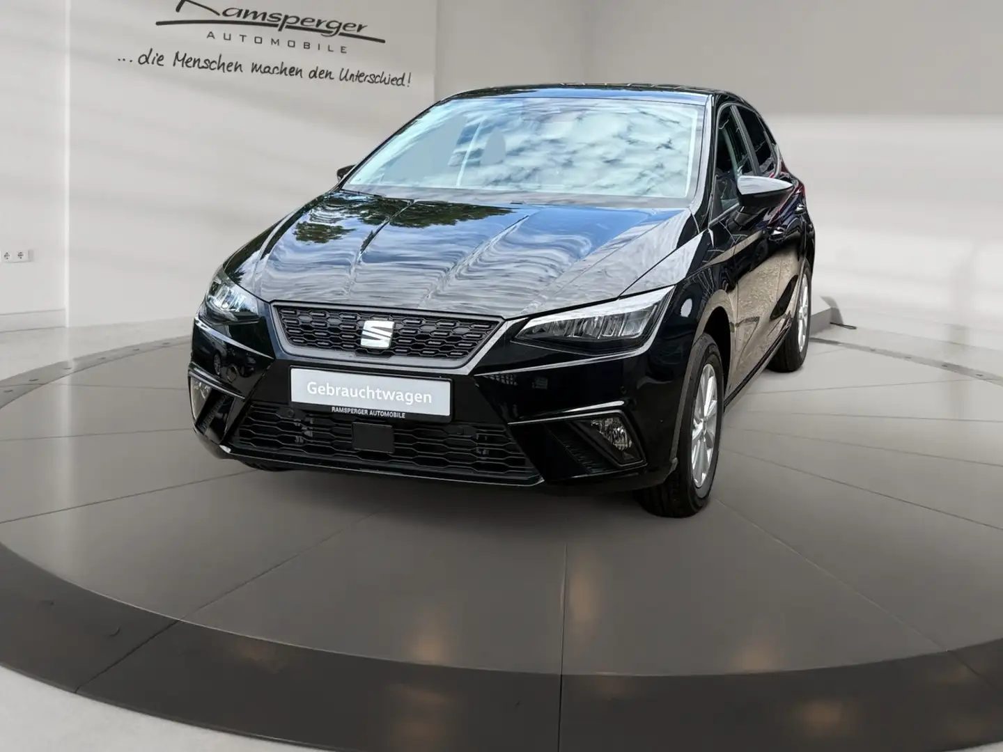 SEAT Ibiza Road Edition 1.0 TSI DAB/Kamera/Assist/Nav Schwarz - 2
