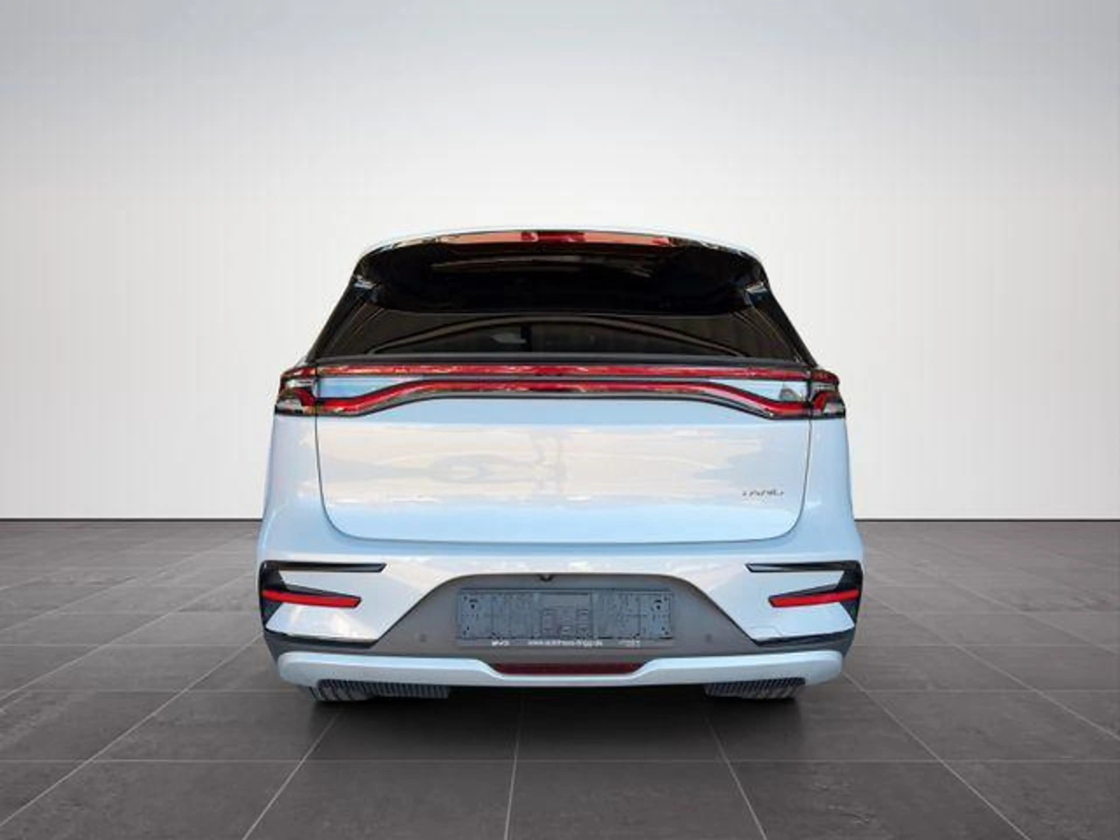 BYD Tang NEW EV-NL 4WD/PANO/HUD/21Z/SOFORT 380 kW (517 ... — photo 4