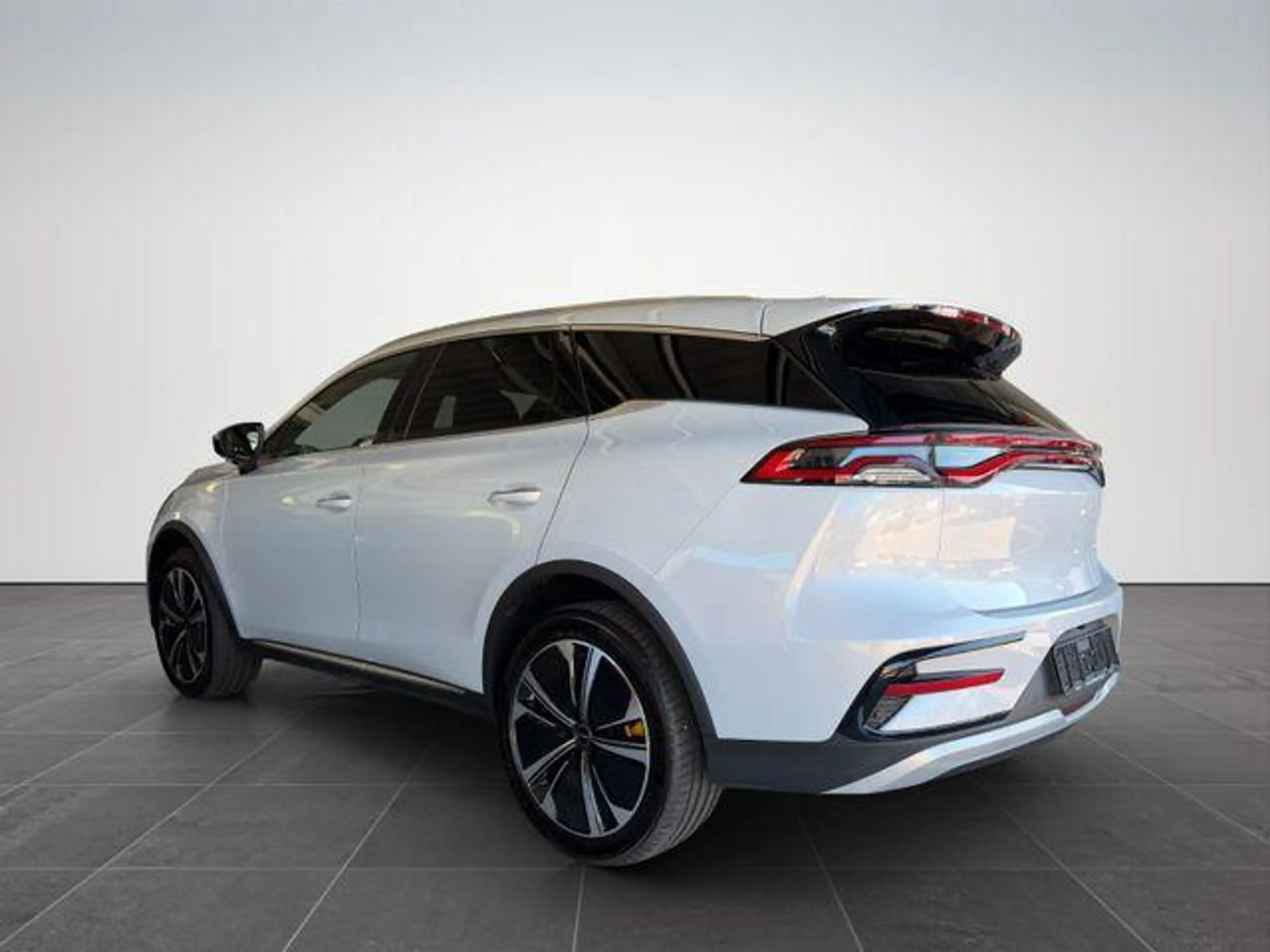 BYD Tang NEW EV-NL 4WD/PANO/HUD/21Z/SOFORT 380 kW (517 ... — photo 5