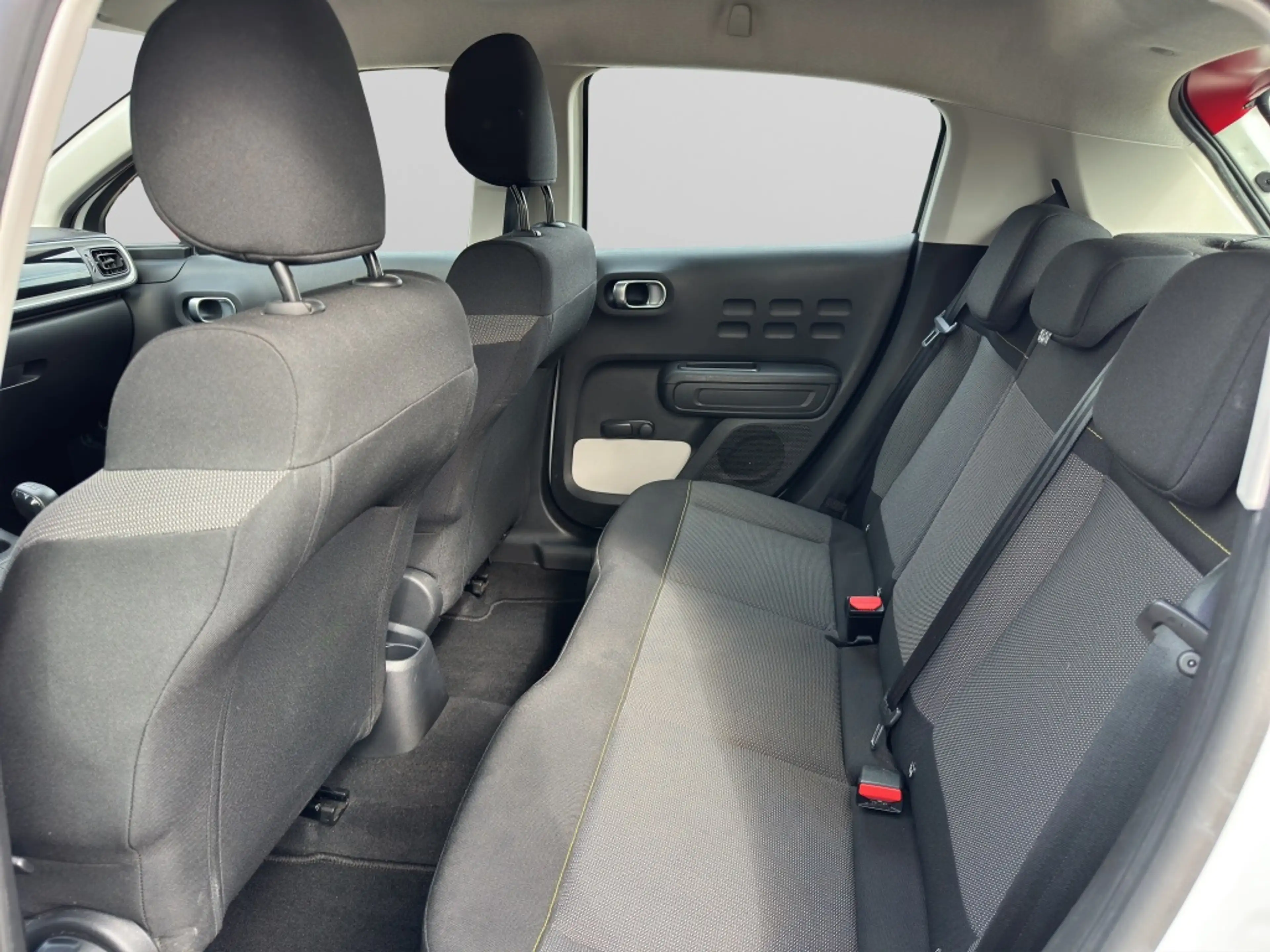 Citroen C3 1.2 PureTech Shine Navi Led PDC — photo 23