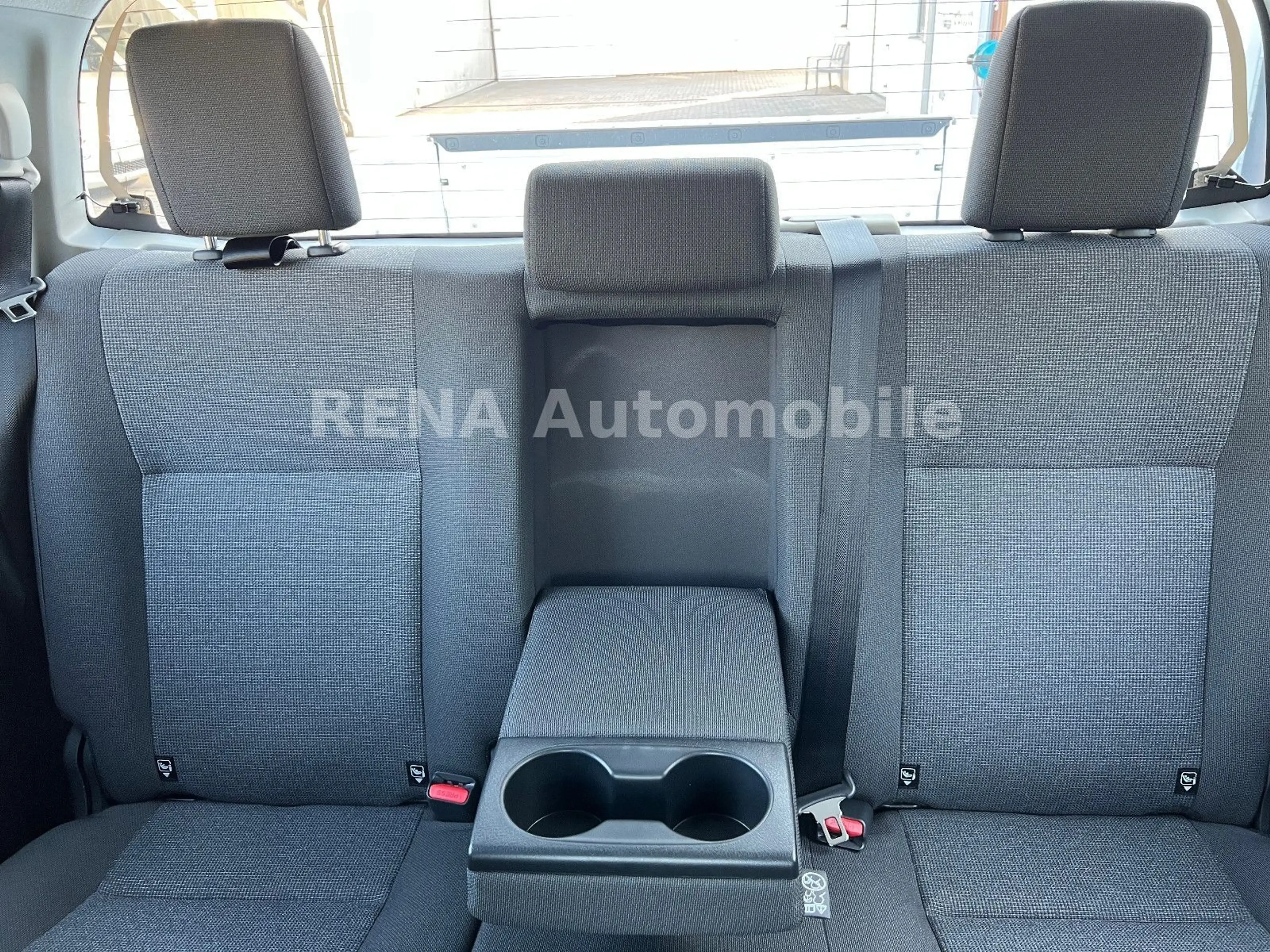 Toyota Hilux 2.8 D-4D Mild-Hybrid *Klima*APP*LED*2026 — photo 25