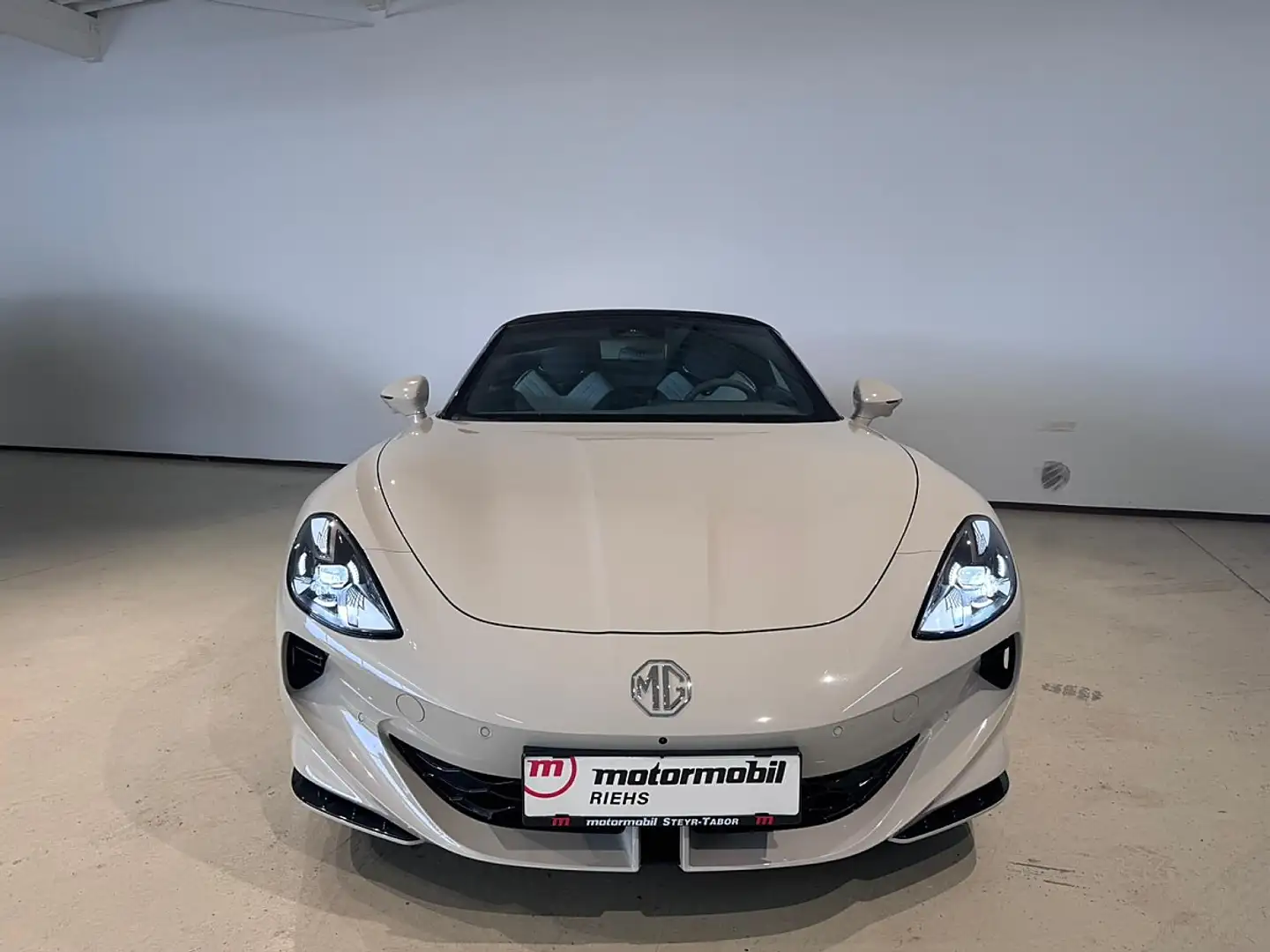 MG Cyberster 77kWh Trophy Weiß - 2