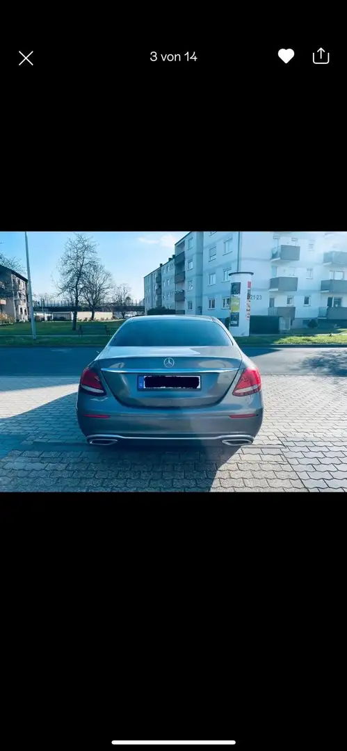 Mercedes-Benz E 220 d 4Matic 9G-TRONIC - 2