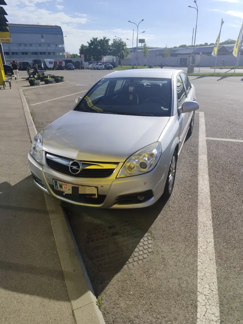 Opel Vectra 1.9 CDTI DPF Automatik Edition Plus(ÖAMTC 2027) - 2