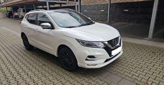 Imagine Nissan Qashqai 1.3 DIG-T DCT TEKNA+