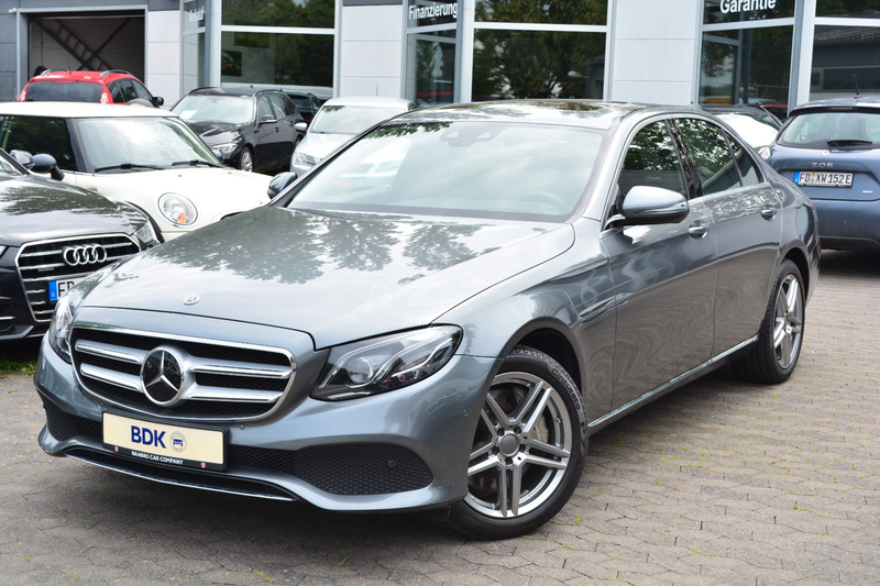 Mercedes-Benz E 400 E Limousine E 400 4Matic