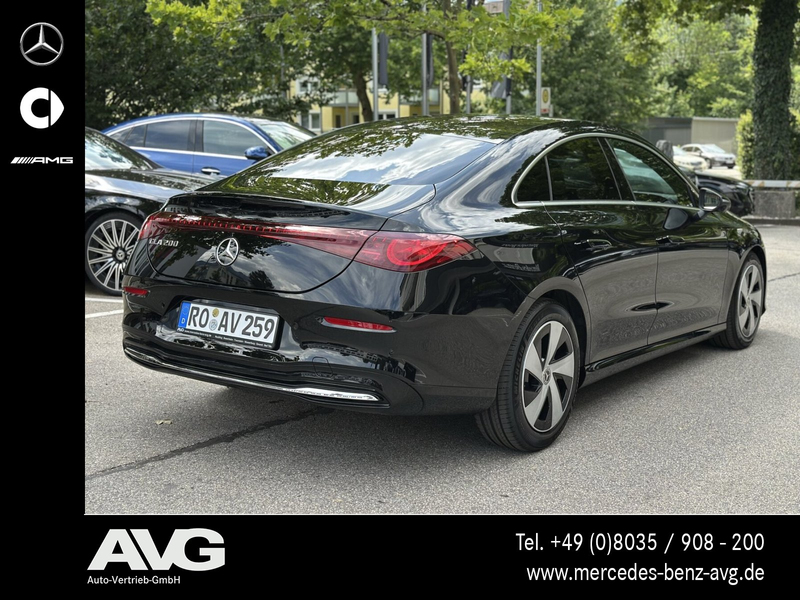 Mercedes-Benz CLA 200 CLA 200 Progressive Multibeam Pano Dist Spur RF — photo 3