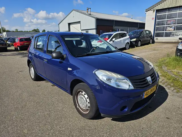 Dacia Sandero view 2