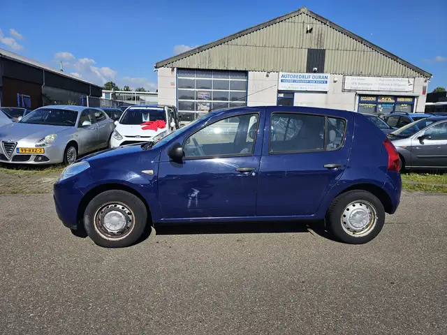 Dacia Sandero view 12