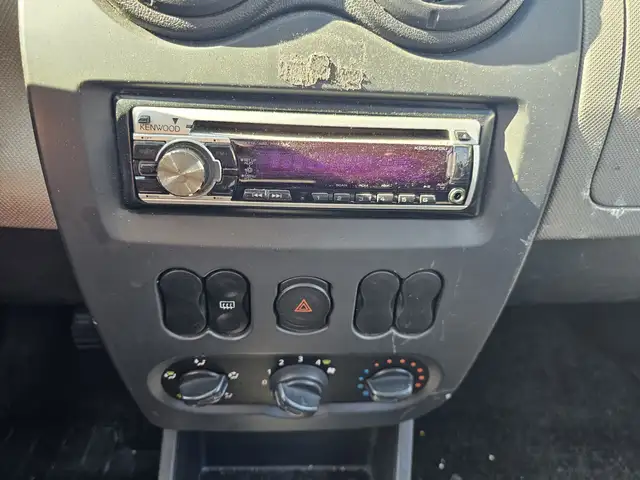 Dacia Sandero view 11