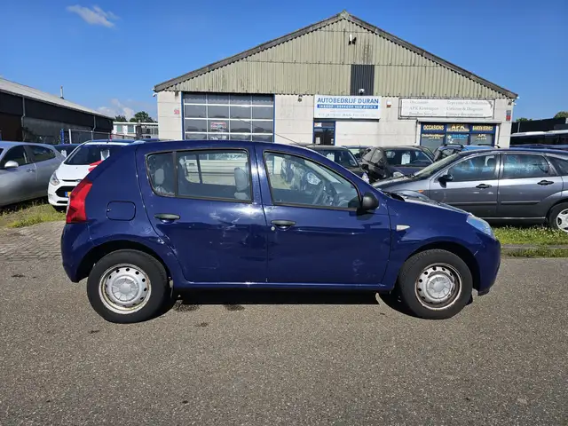 Dacia Sandero view 13