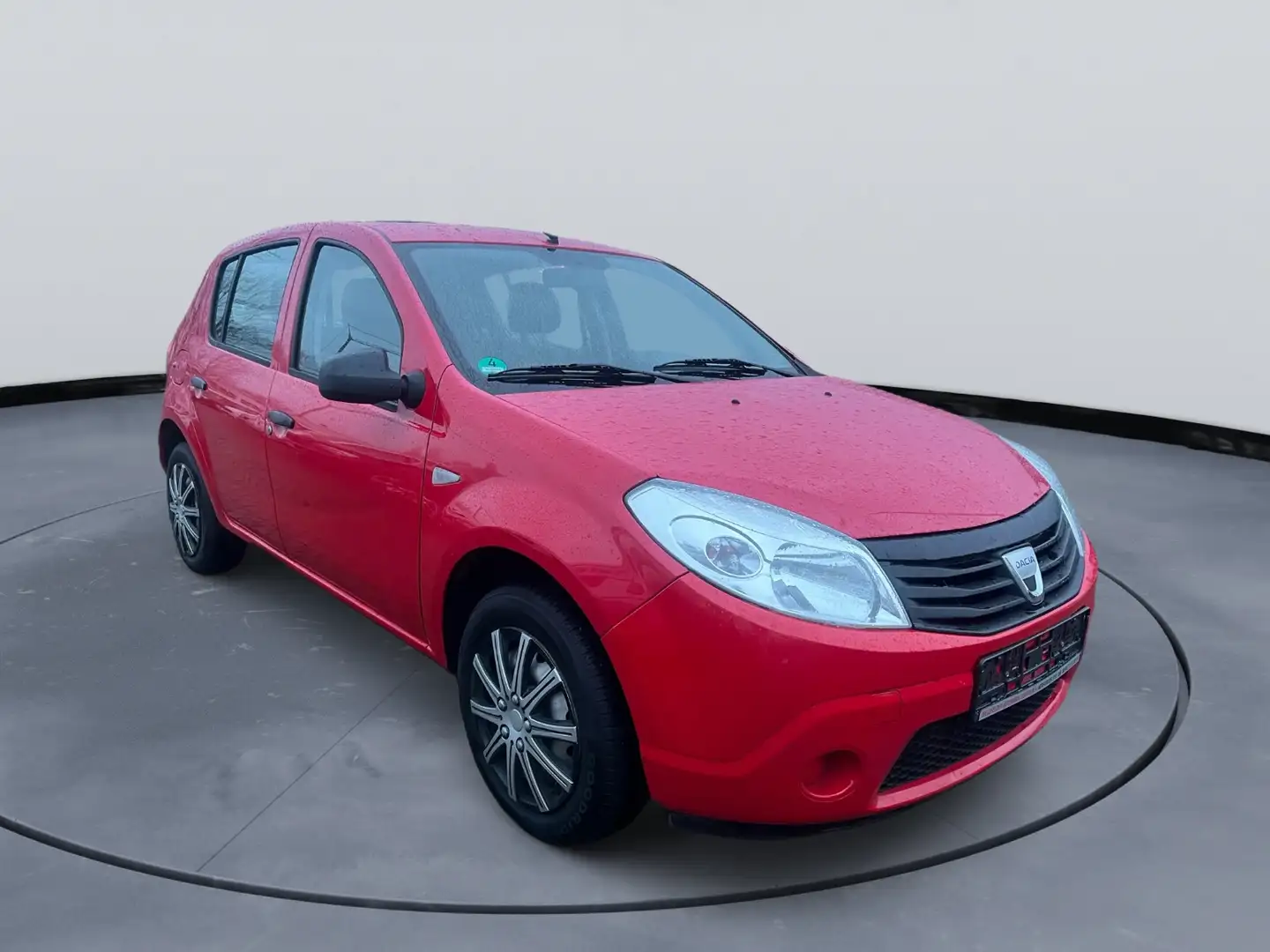 Dacia Sandero Basis Rood - 2