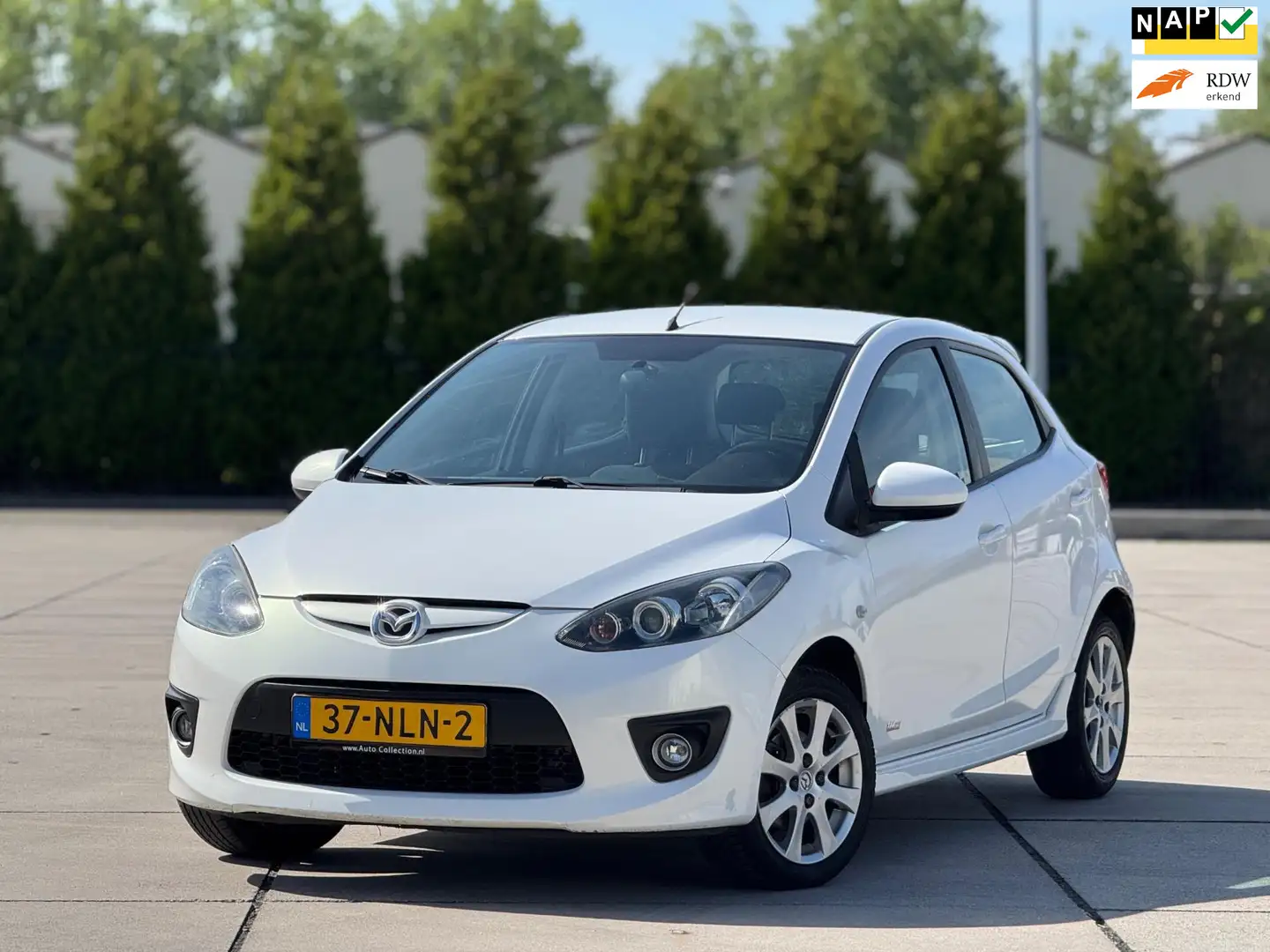 Mazda 2 1.3 GT-M Line | Airco | Elektrisch inklapbare spie Wit - 1