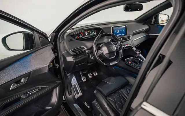 Peugeot 3008 view 14