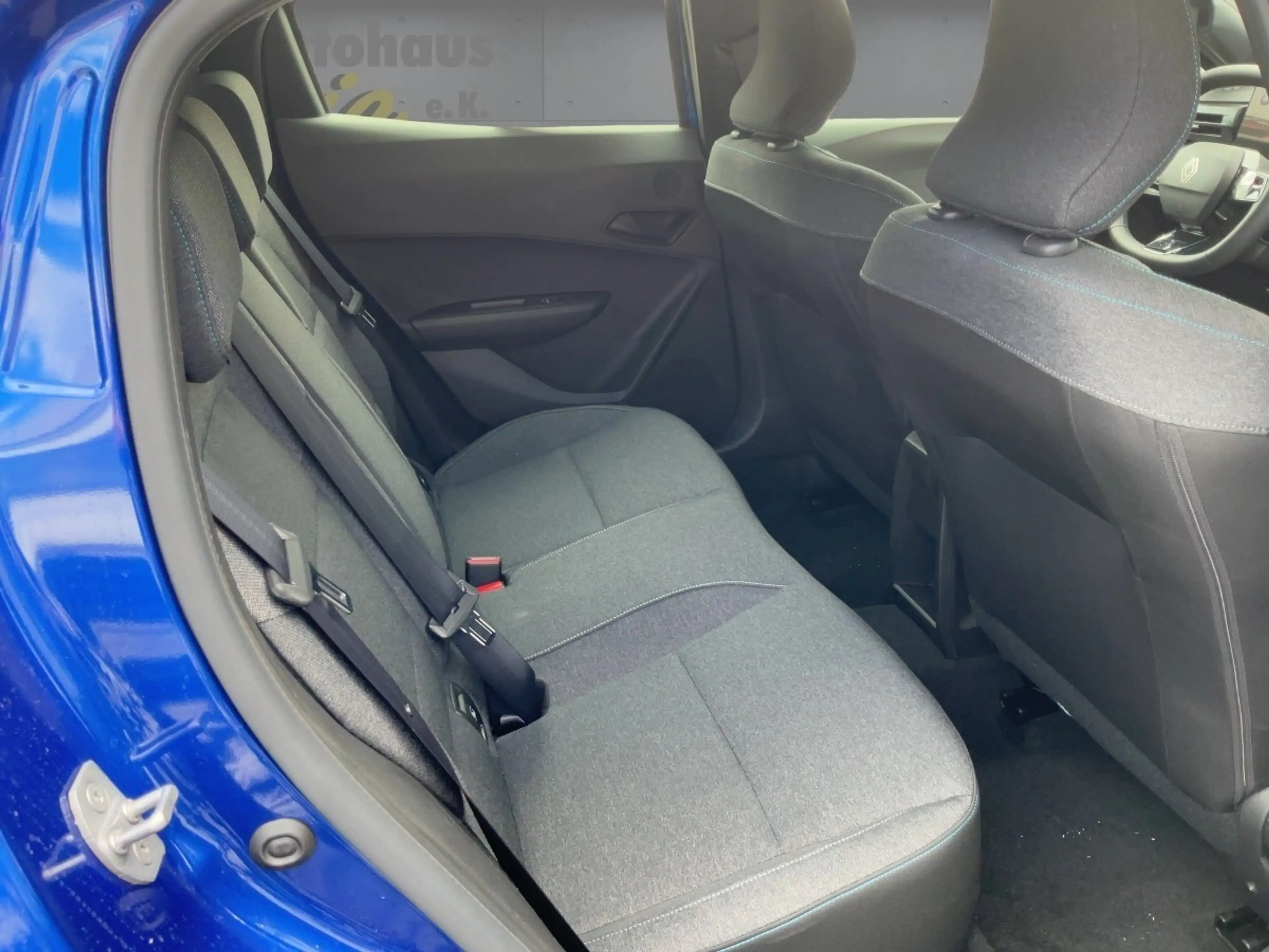 Renault Clio Evolution Full Hybrid E-Tech 160 — photo 8