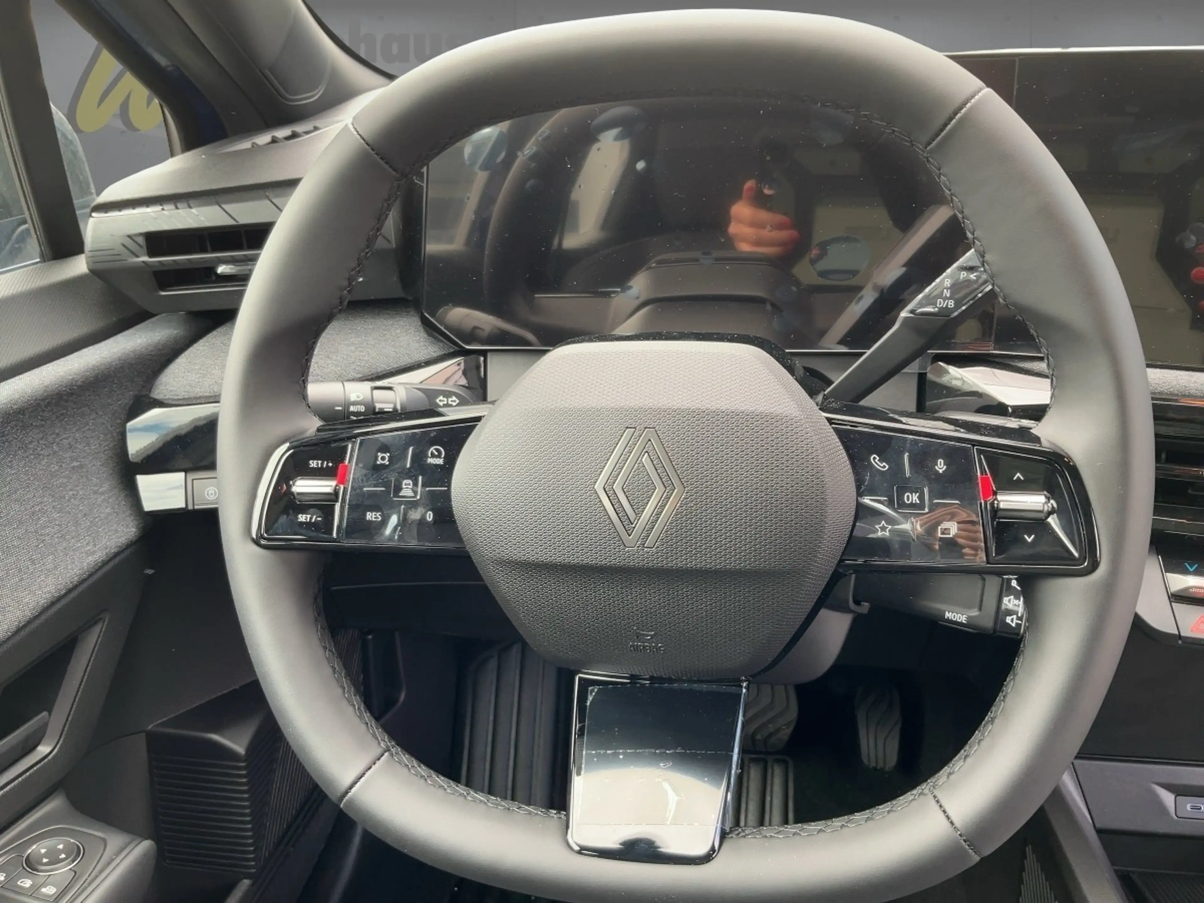Renault Clio Evolution Full Hybrid E-Tech 160 — photo 10