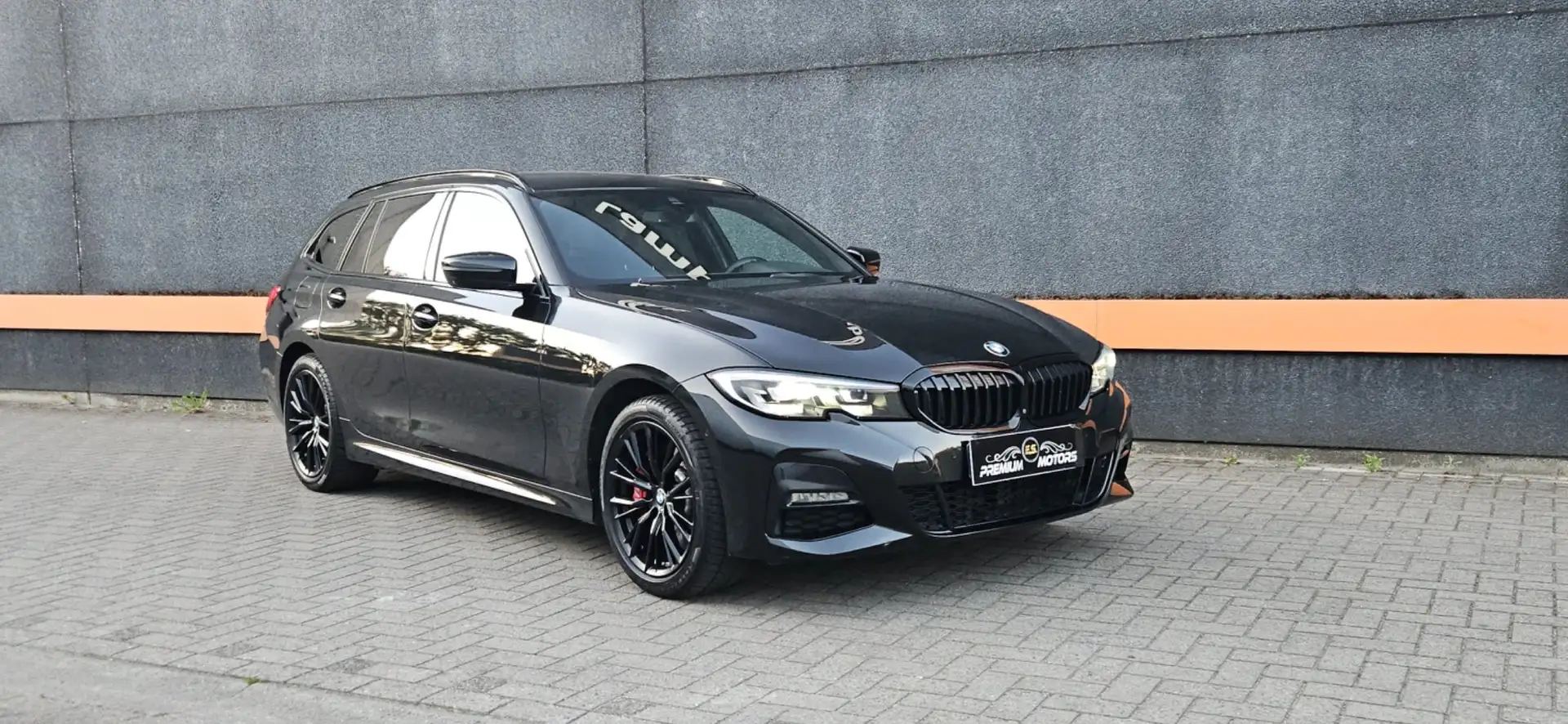 BMW 330 e PHEV M PACK FULL BLACK/NAVI PRO  *** *VERKOCHT Zwart - 1