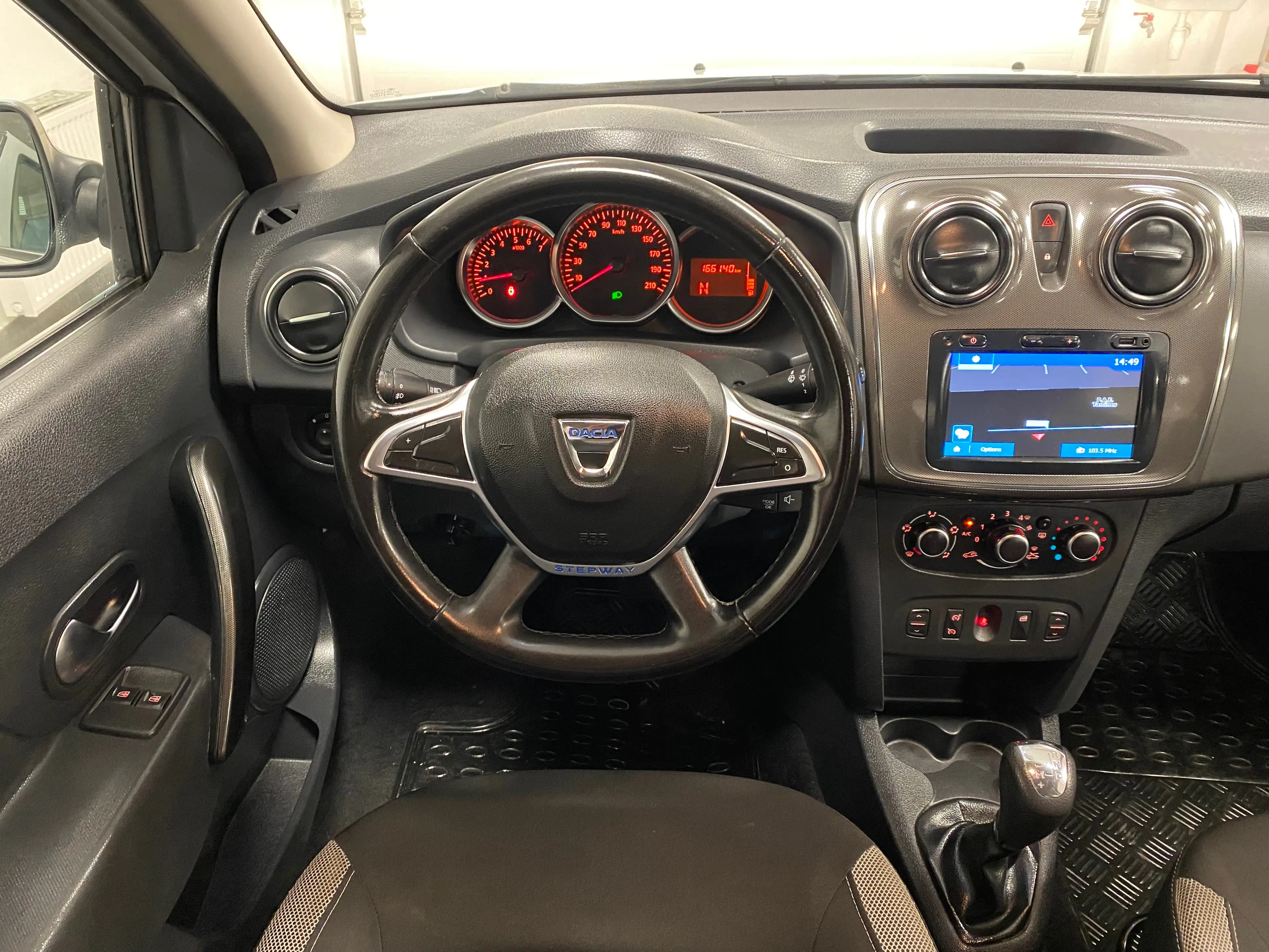 Dacia Sandero Sandero Stepway 0.9 TCe Plus Easy-R  1erMAIN/ CARNET/ FULL OPTION — photo 12