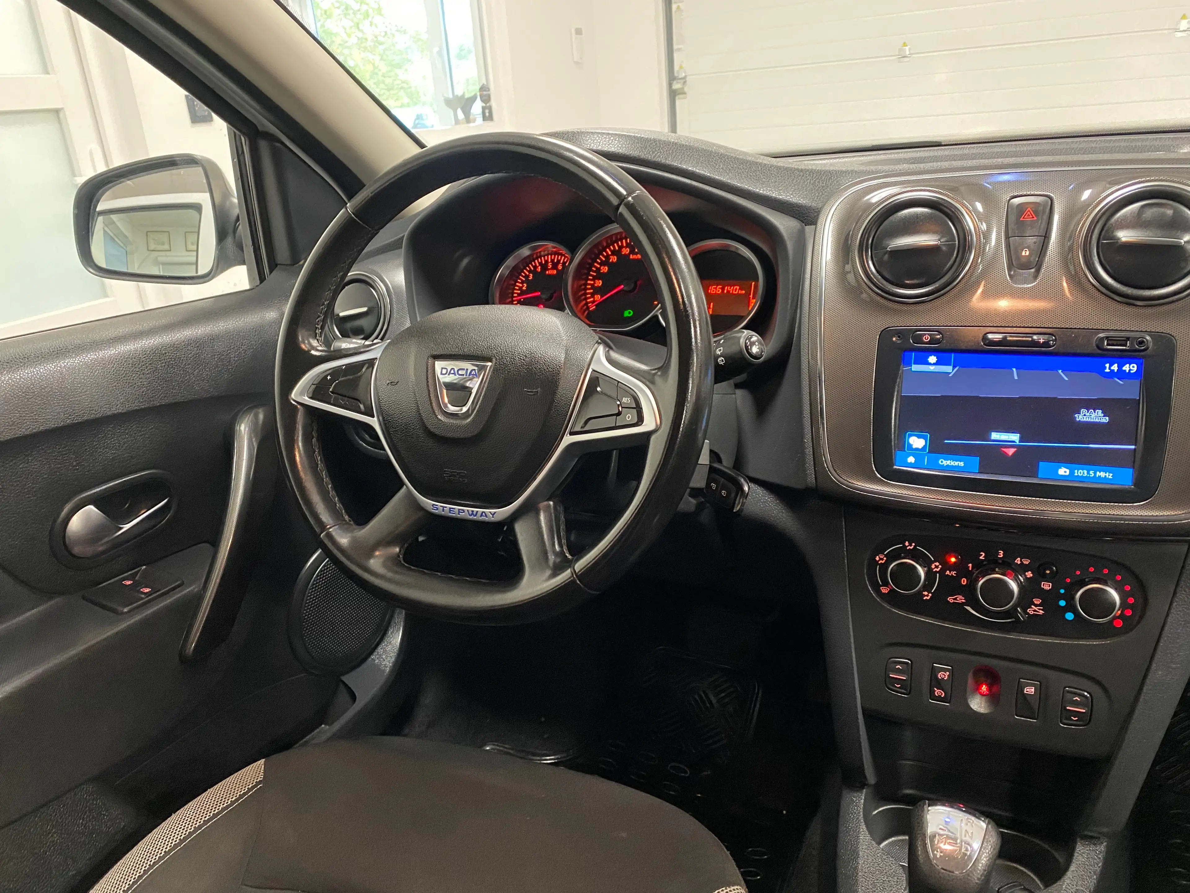 Dacia Sandero Sandero Stepway 0.9 TCe Plus Easy-R  1erMAIN/ CARNET/ FULL OPTION — photo 13