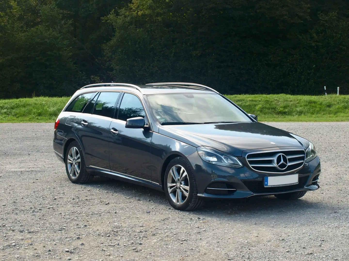 Mercedes-Benz E 200 T 7G-TRONIC Avantgarde - 1