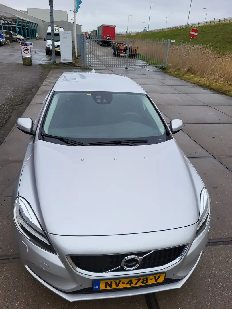 Volvo V40 V40 2.0 D2 Nordic+ Zilver - 1