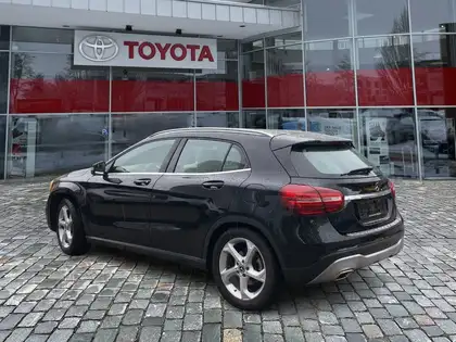 Annonce voiture d'occasion Mercedes-Benz GLA 180 - CARADIZE