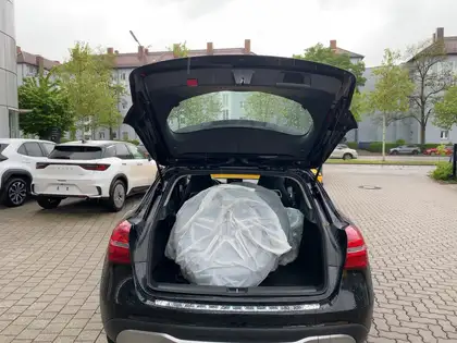 Annonce voiture d'occasion Mercedes-Benz GLA 180 - CARADIZE