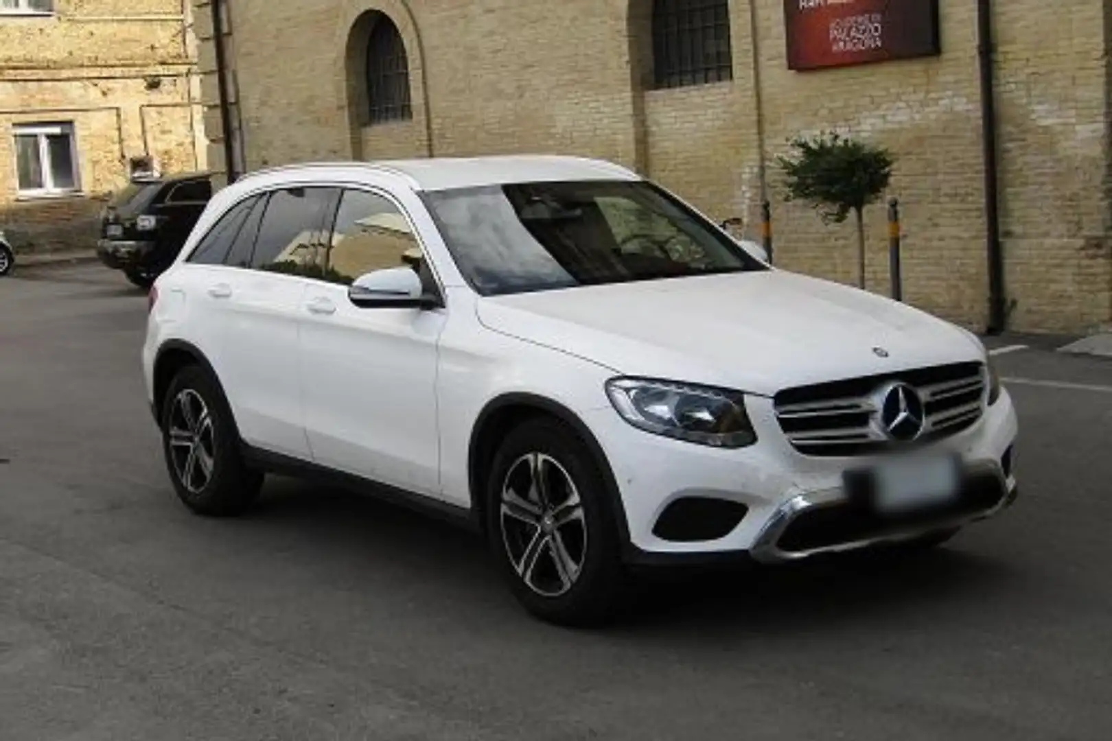 Mercedes-Benz GLC 220 d Sport 4matic auto - 2