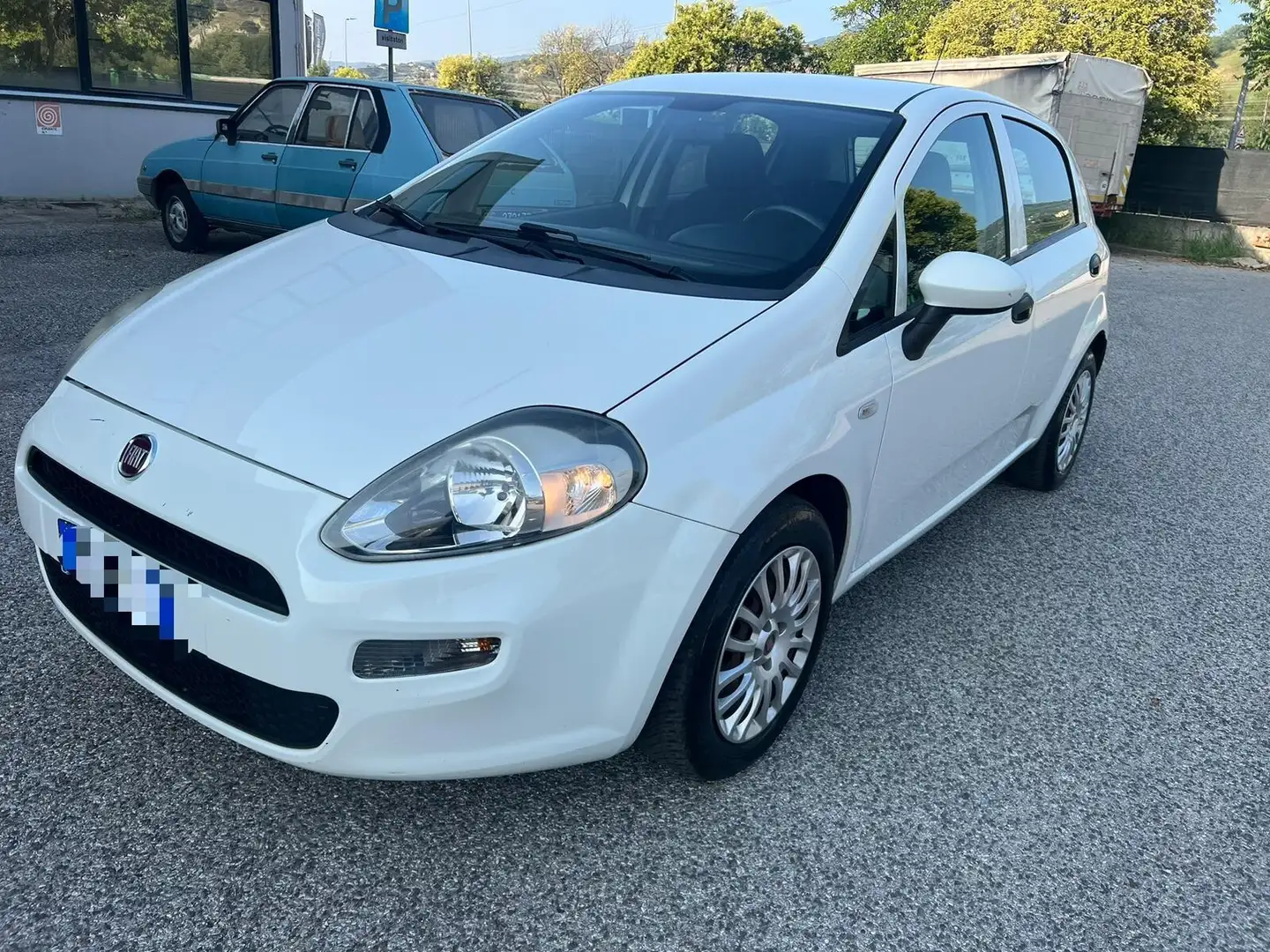 Fiat Punto 1.3 MJT II S&S 95 CV 5 porte Street Blanc - 1