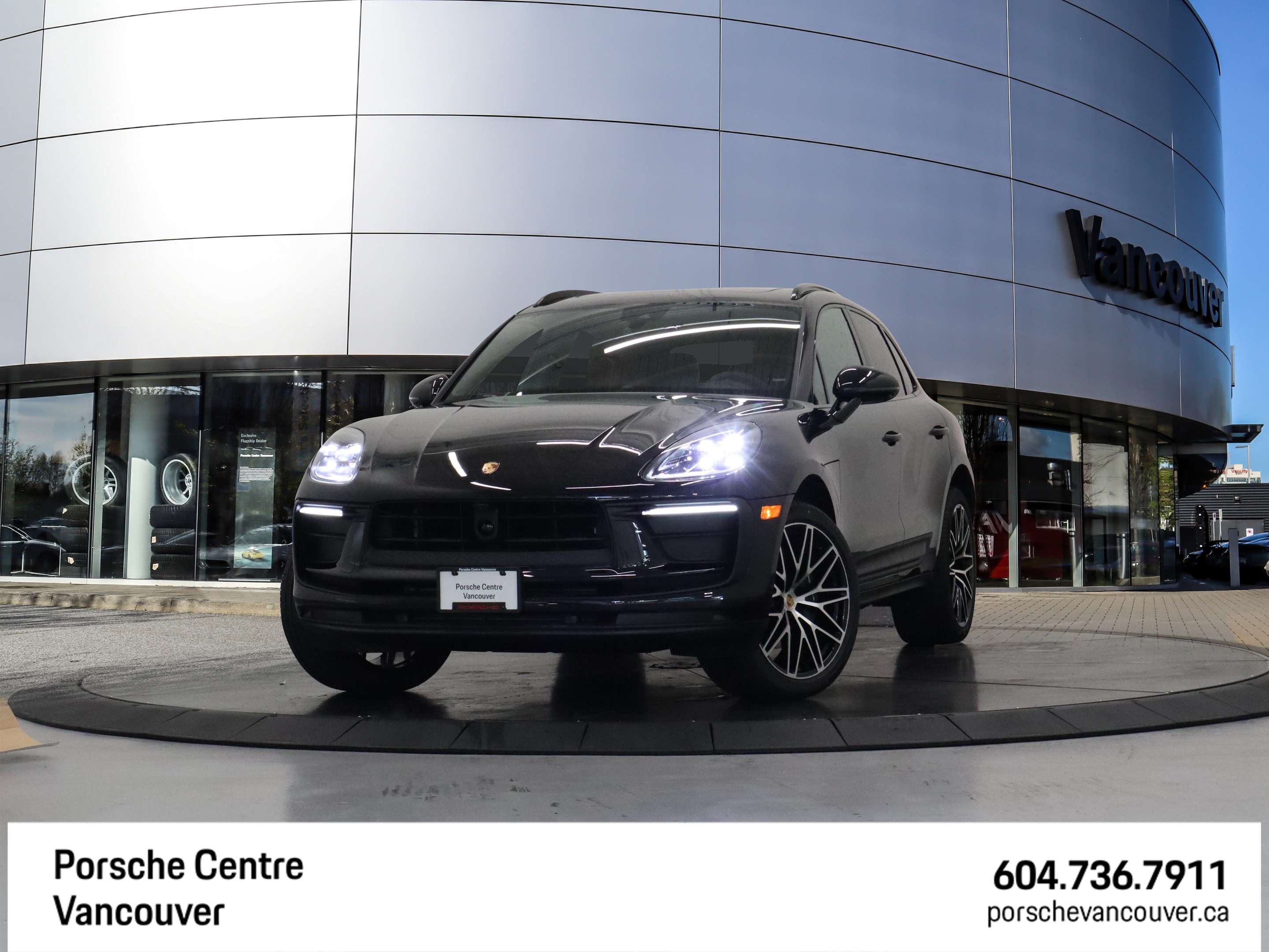 2026 Porsche Macan AWD