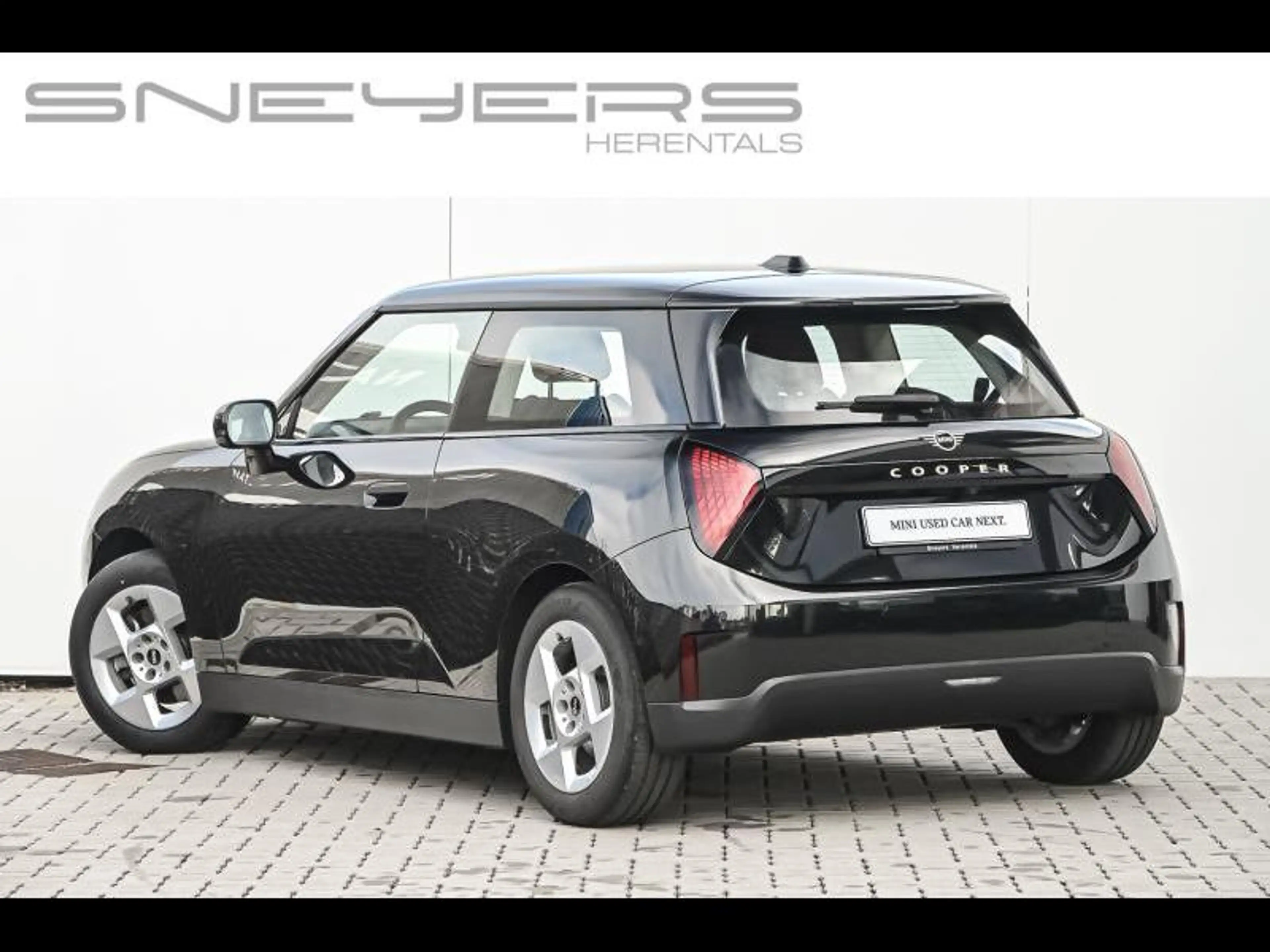 MINI Cooper E — photo 5