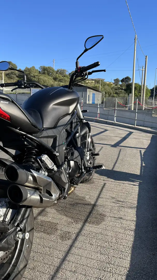 Benelli 502C Negro - 1