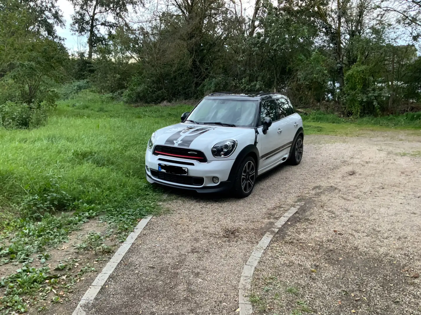 MINI JCW Countryman All4 Bílá - 1