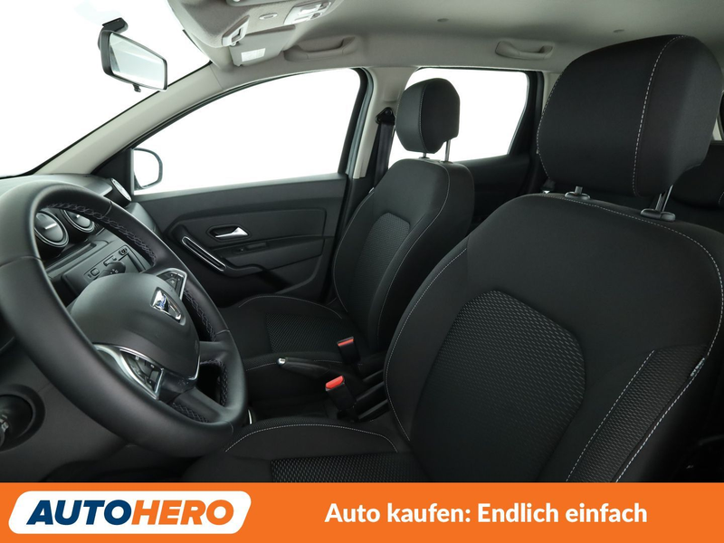 Dacia Duster 1.3 TCe Comfort *NAVI*CAM*TEMPO*ALU*KLIMA* — photo 10