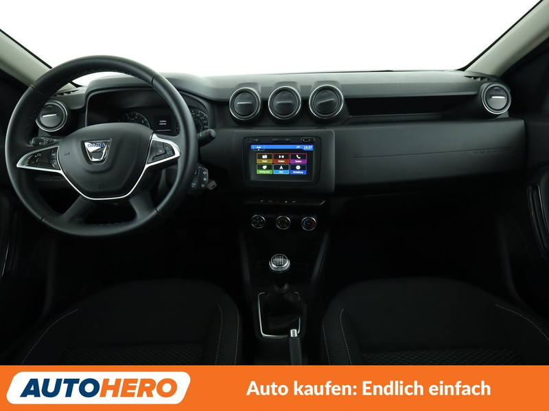 Dacia Duster 1.3 TCe Comfort *NAVI*CAM*TEMPO*ALU*KLIMA* — photo 12
