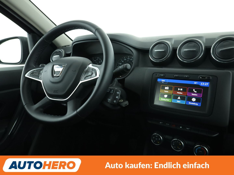 Dacia Duster 1.3 TCe Comfort *NAVI*CAM*TEMPO*ALU*KLIMA* — photo 13