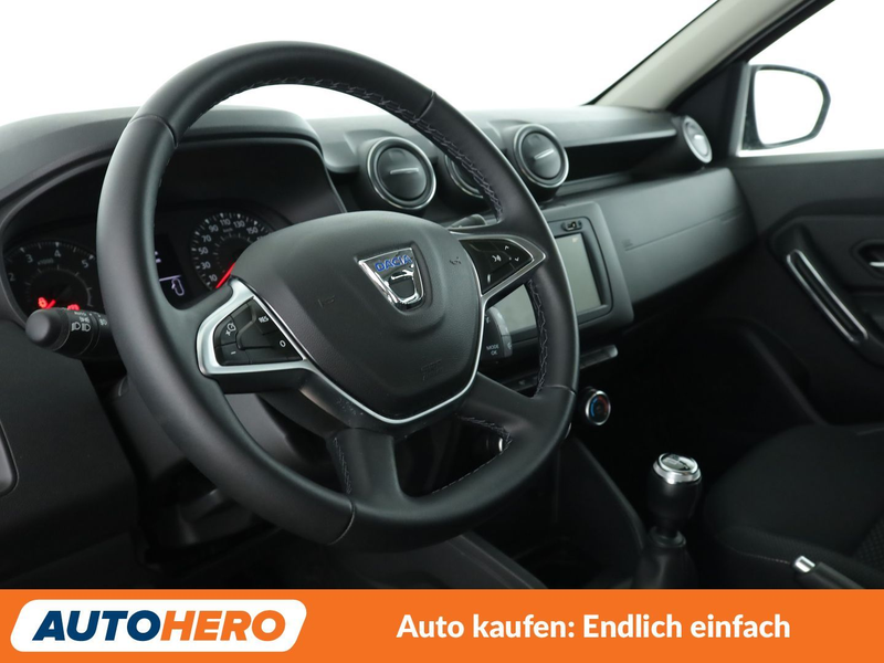 Dacia Duster 1.3 TCe Comfort *NAVI*CAM*TEMPO*ALU*KLIMA* — photo 11