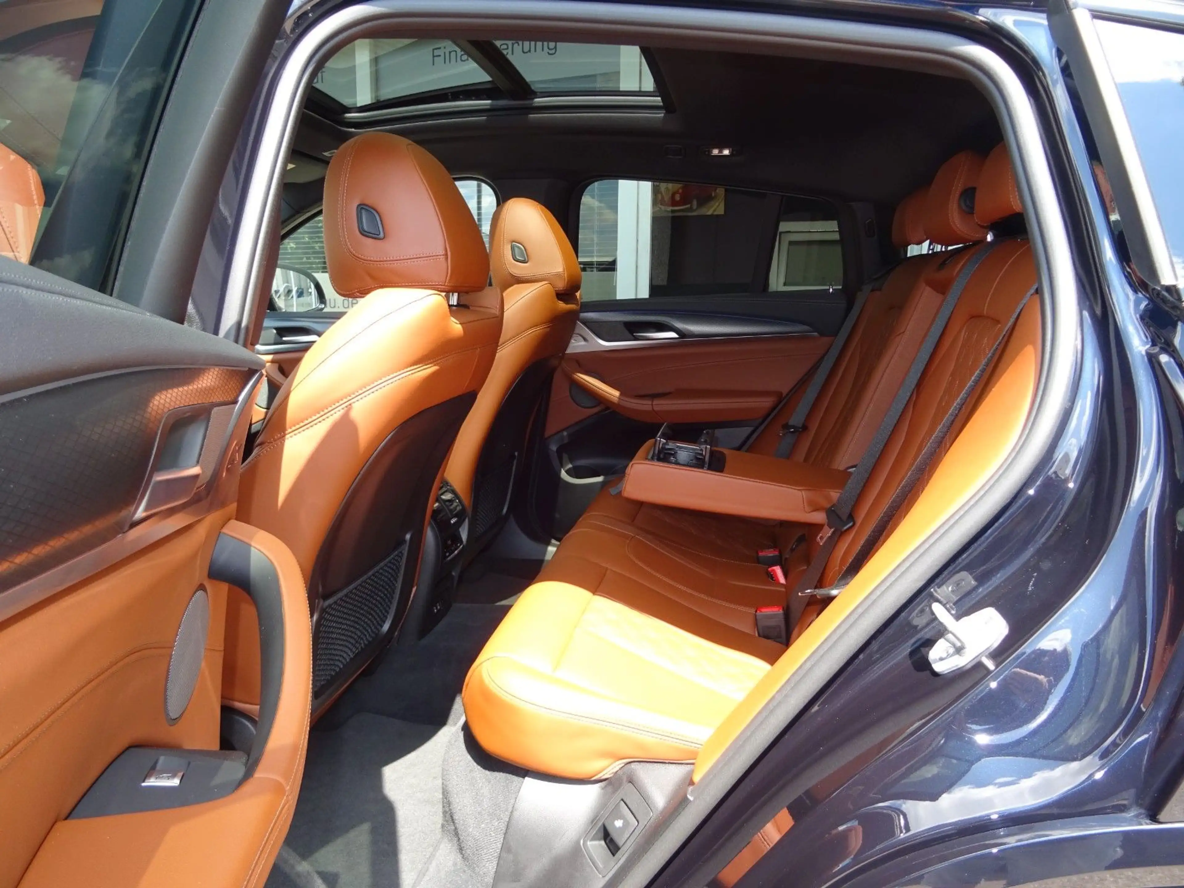 BMW X4 M i 21" Navi Leder Laser H/K Pano Keyles HUD — photo 15