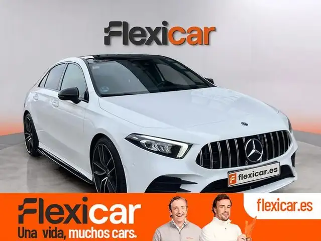 Mercedes-Benz A 200 Sedán 7G-DCT