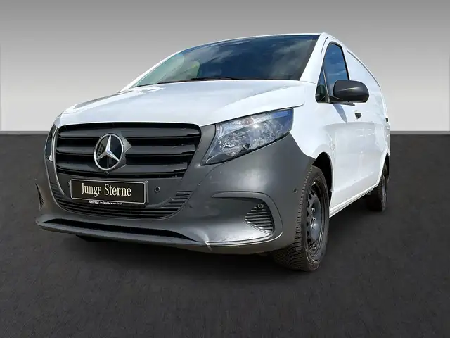 Mercedes-Benz Vito view 3