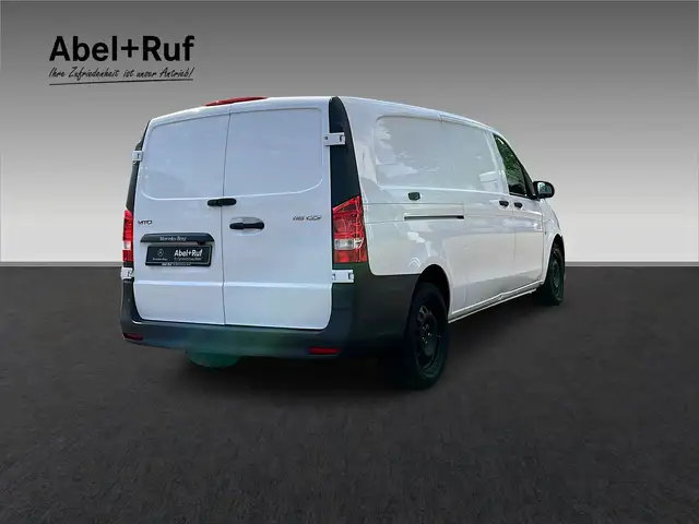 Mercedes-Benz Vito view 7