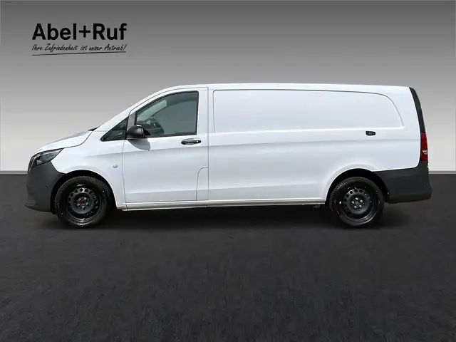 Mercedes-Benz Vito view 5