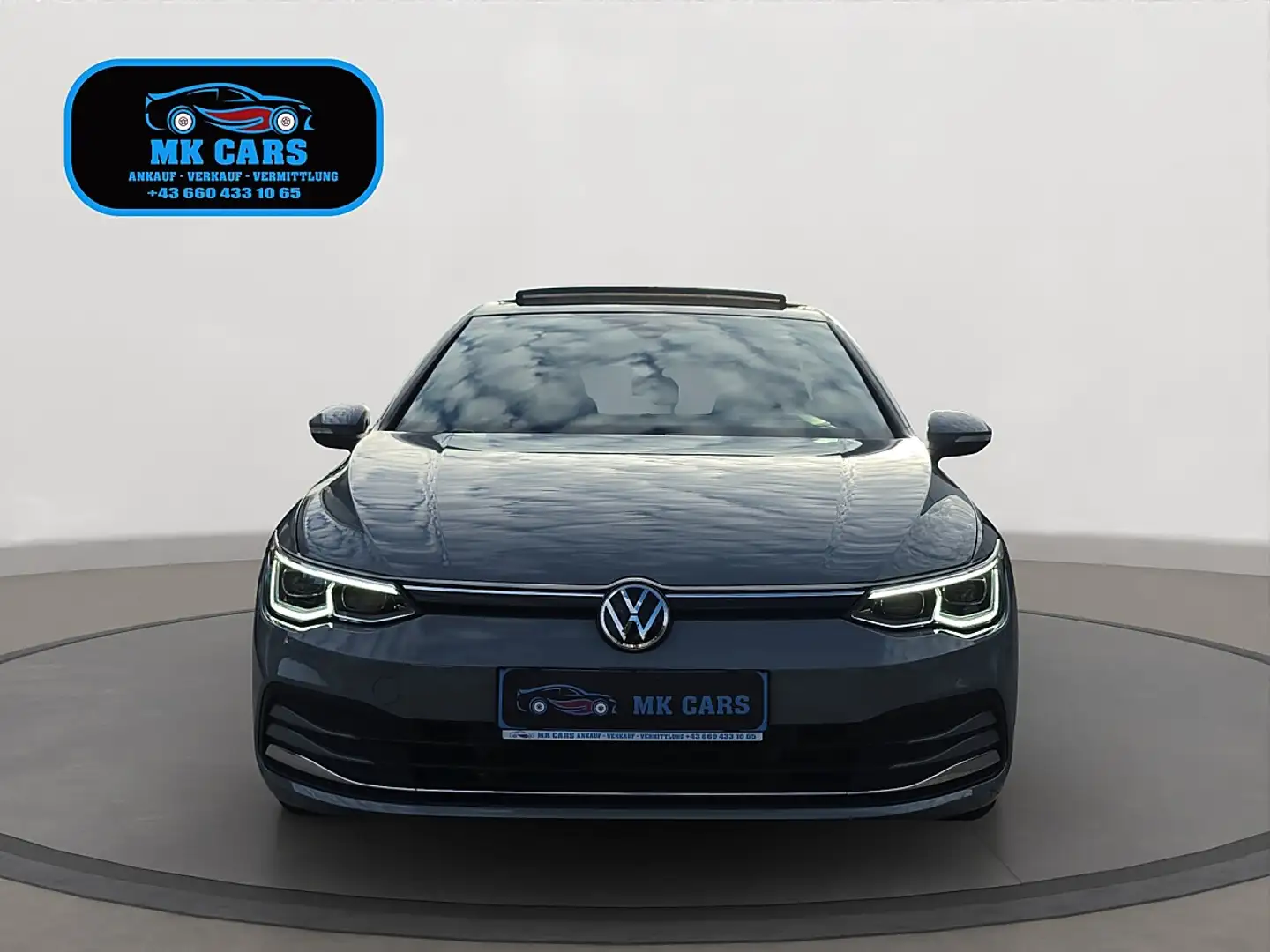 Volkswagen Golf VIII 1.5 TSI Style Silber - 2
