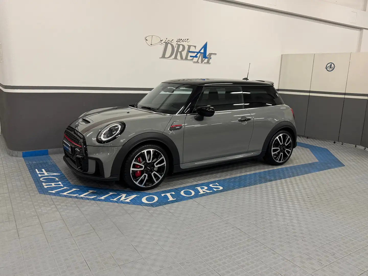 MINI John Cooper Works 3p 2.0 JCW auto Full opt. 1propr Iva Grau - 1