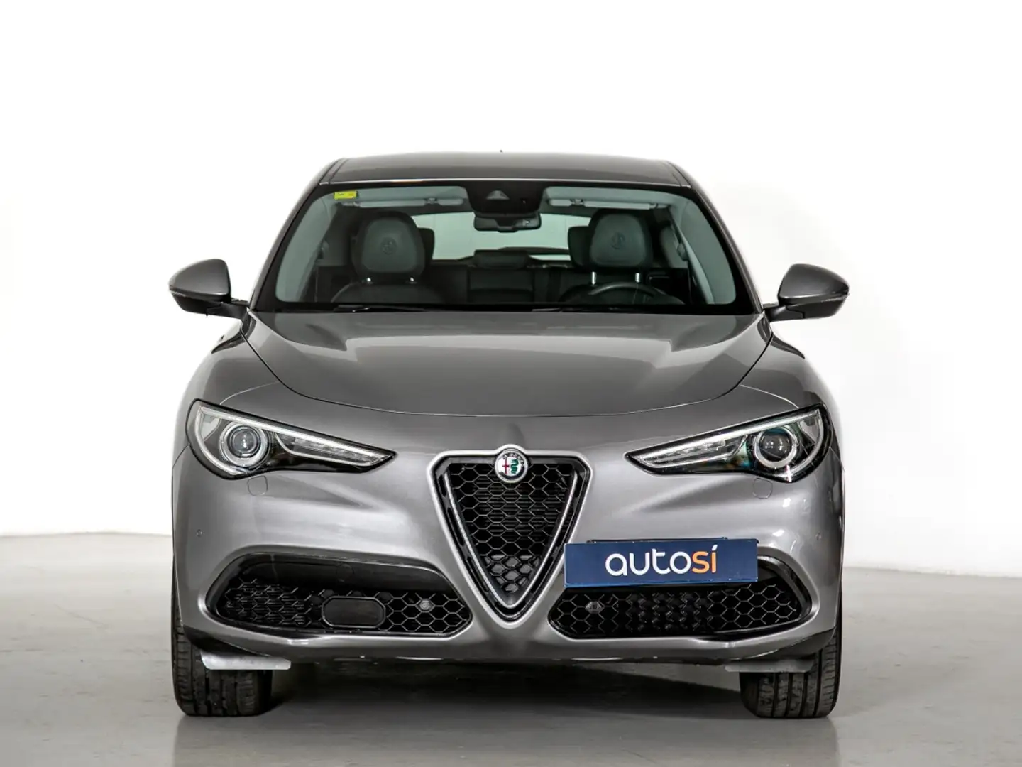 Alfa Romeo Stelvio 2.0 TURBO 147KW SUPER AUTO 4WD 5P Grau - 2