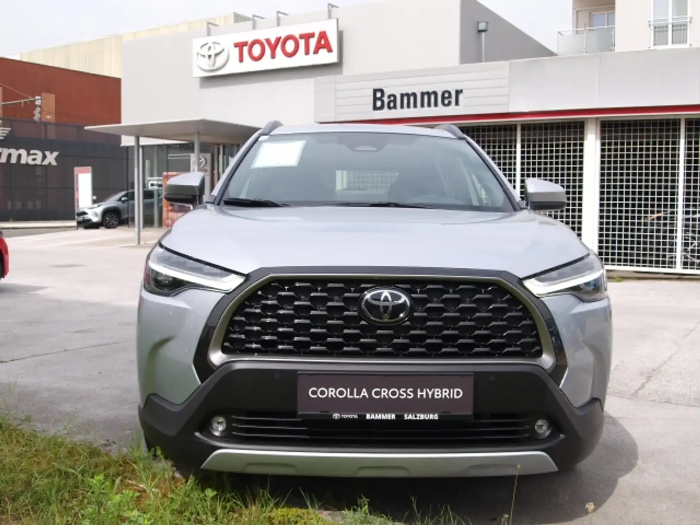 Toyota Corolla Cross Corolla Cross 2,0 l  Hybrid Active Drive Zilver - 2