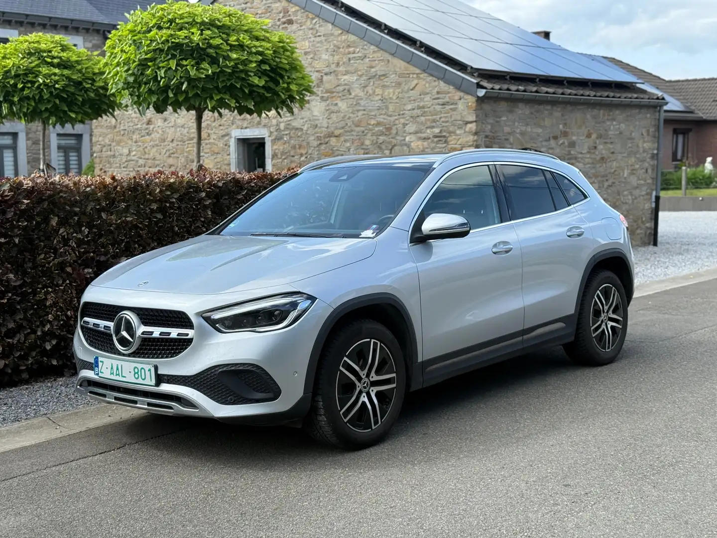 Mercedes-Benz GLA 220 GLA 220 d 4-Matic toit pano Zilver - 1
