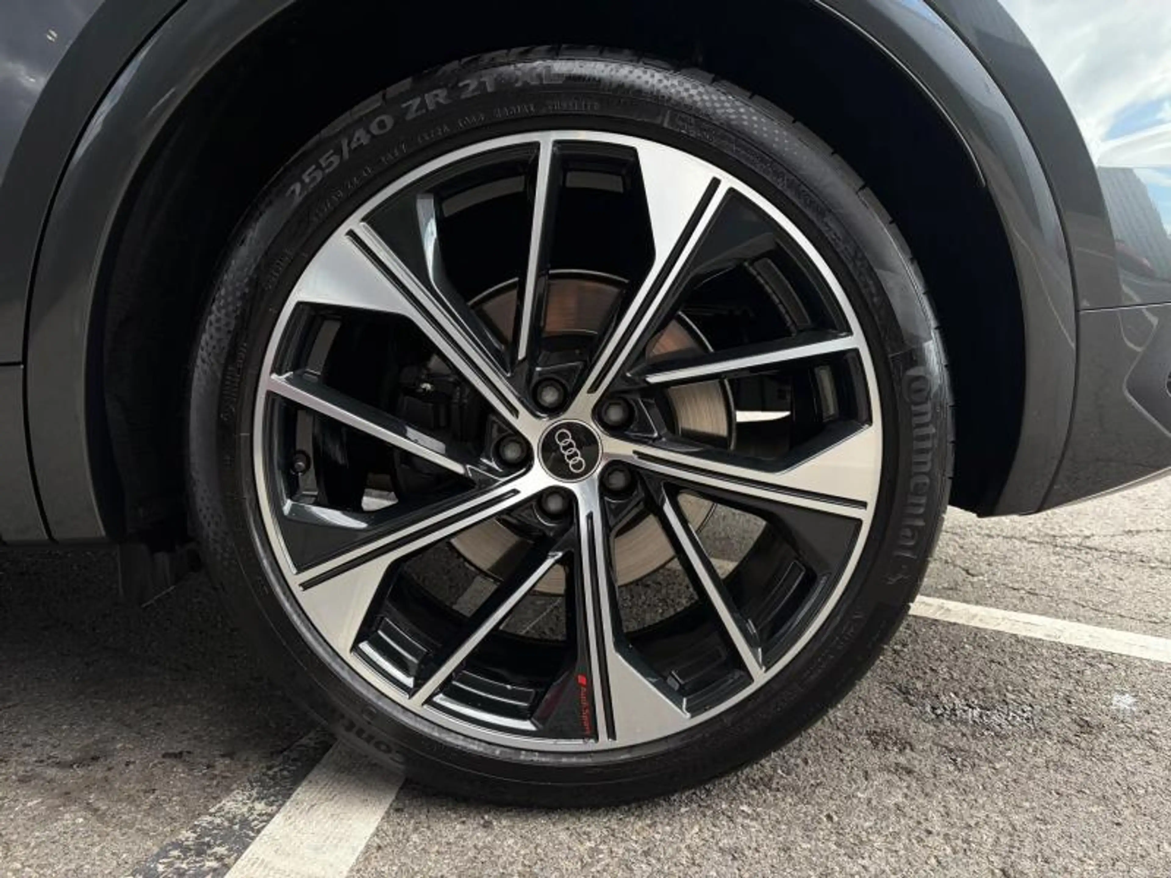 Audi SQ5 Sportback S 3.0 341ch/Attelage/Camera — photo 5